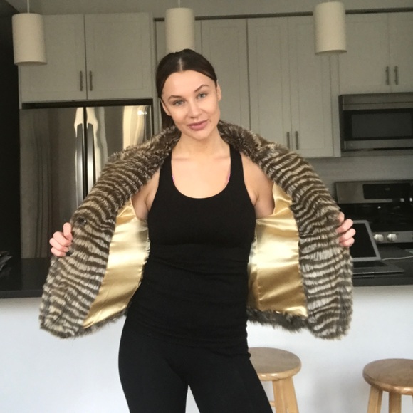 Vintage Faux Fur Animal Stripe Print Jacket - Picture 4 of 8